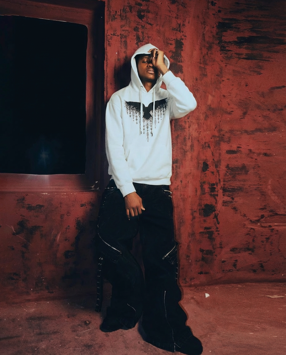 ECLIPSED WINGS HOODIE - Tee Spoilers